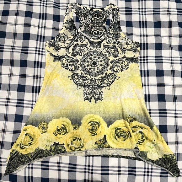 Set of shirt and tank top can be size S-M - Picture 1 of 5